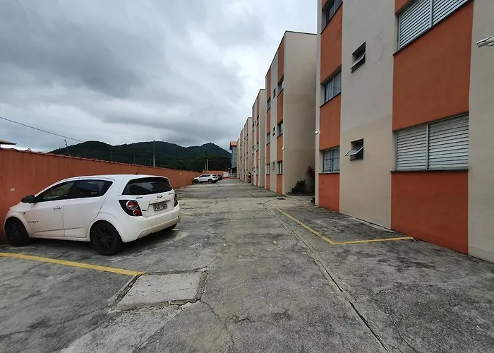 Apto Confortavel No Itagua, 2 Quartos, 1 Wc, Ar, Wifi, Garagem