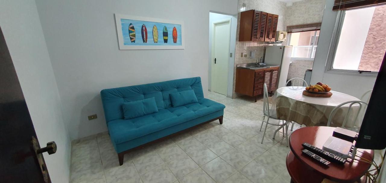 Apto Confortavel No Itagua, 2 Quartos, 1 Wc, Ar, Wifi, Garagem Apartment